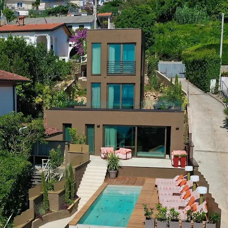 Villa Iboutique Luxury With Heated Pool