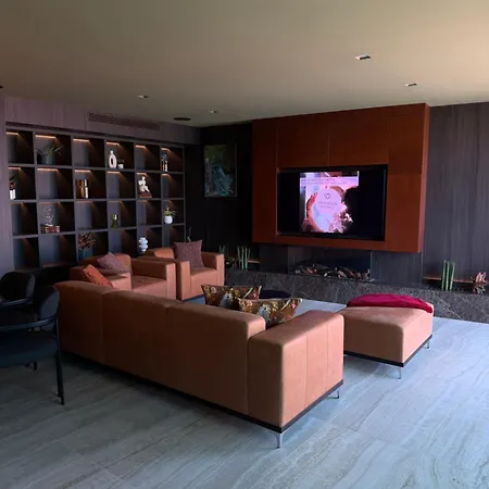 Iboutique Luxury Villa *