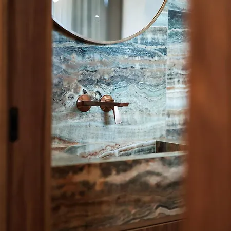 Iboutique Luxury